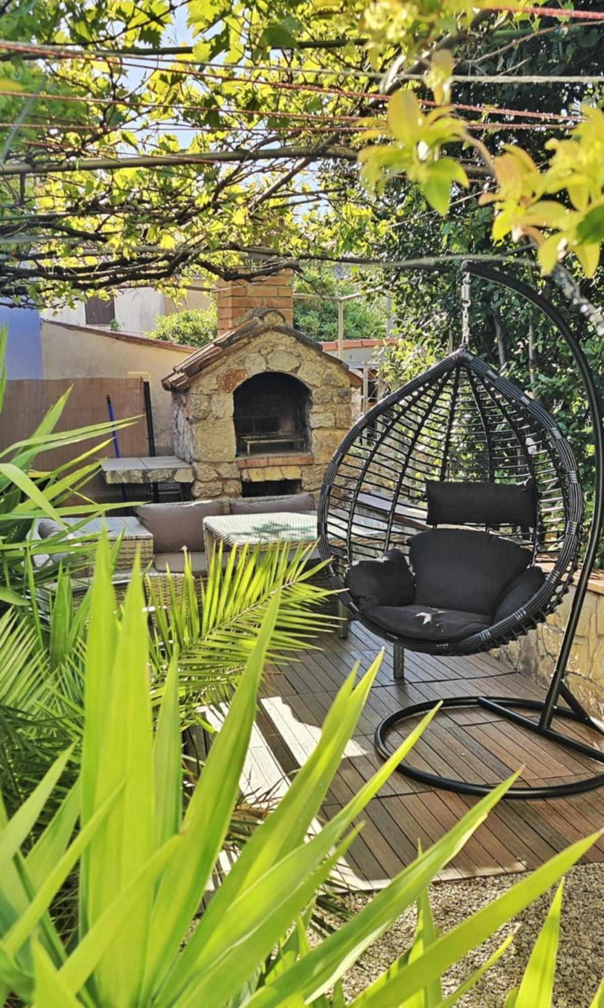 Holiday Place Veli Dvor - Vacation House With Private Garden In Old Town Punat Exterior foto