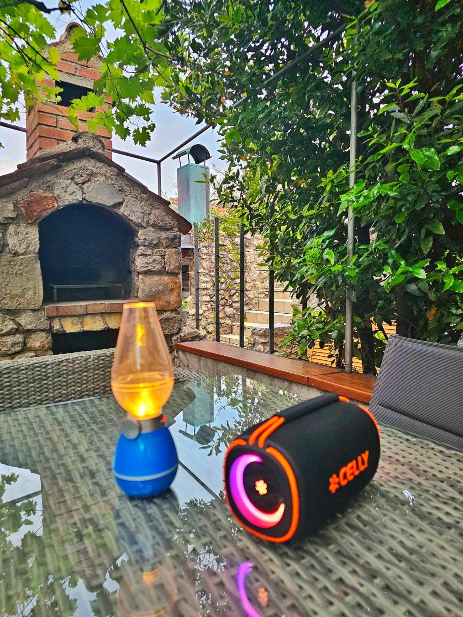 Holiday Place Veli Dvor - Vacation House With Private Garden In Old Town Punat Exterior foto